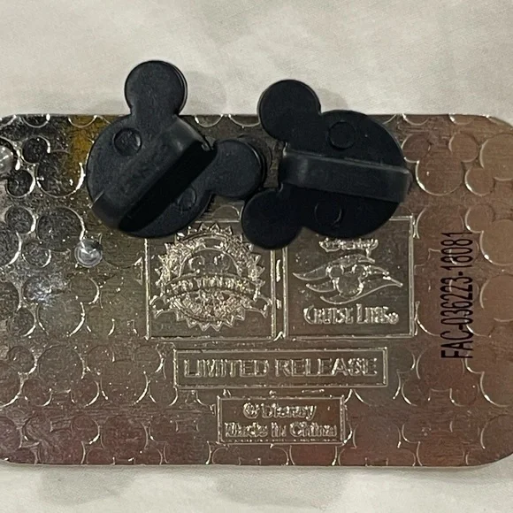 Disney Cruise Line Pin #137814 - Let's Celebrate! Mouse Party - 90th Limited - Picture 2 of 2